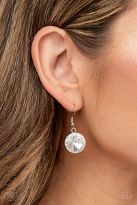 Spotlight Stunner Paparazzi Accessories - VJ Bedazzled Jewelry
