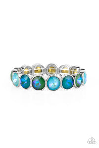 Radiant on Repeat - Green - VJ Bedazzled Jewelry