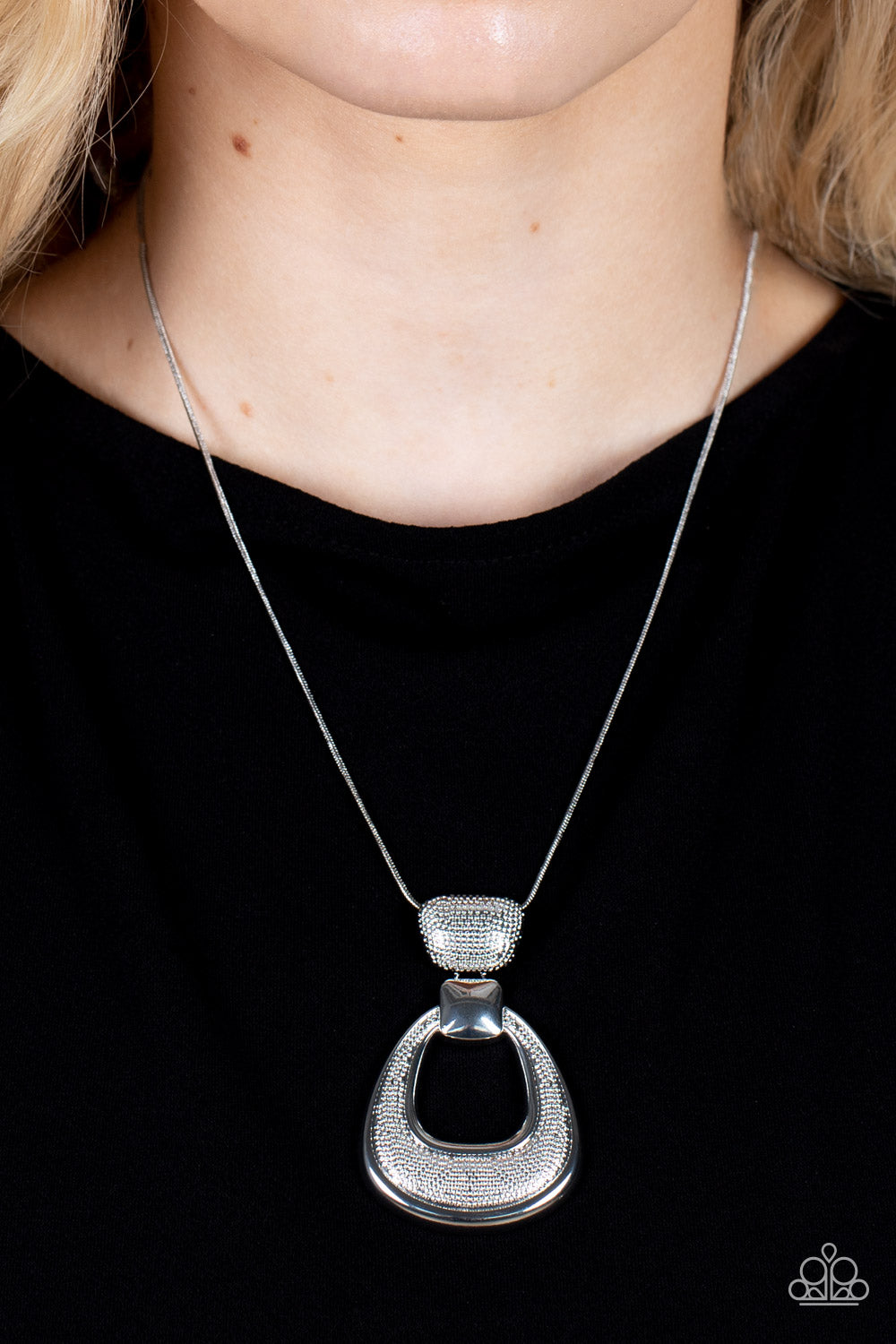 Park Avenue Attitude - Silver - VJ Bedazzled Jewelry