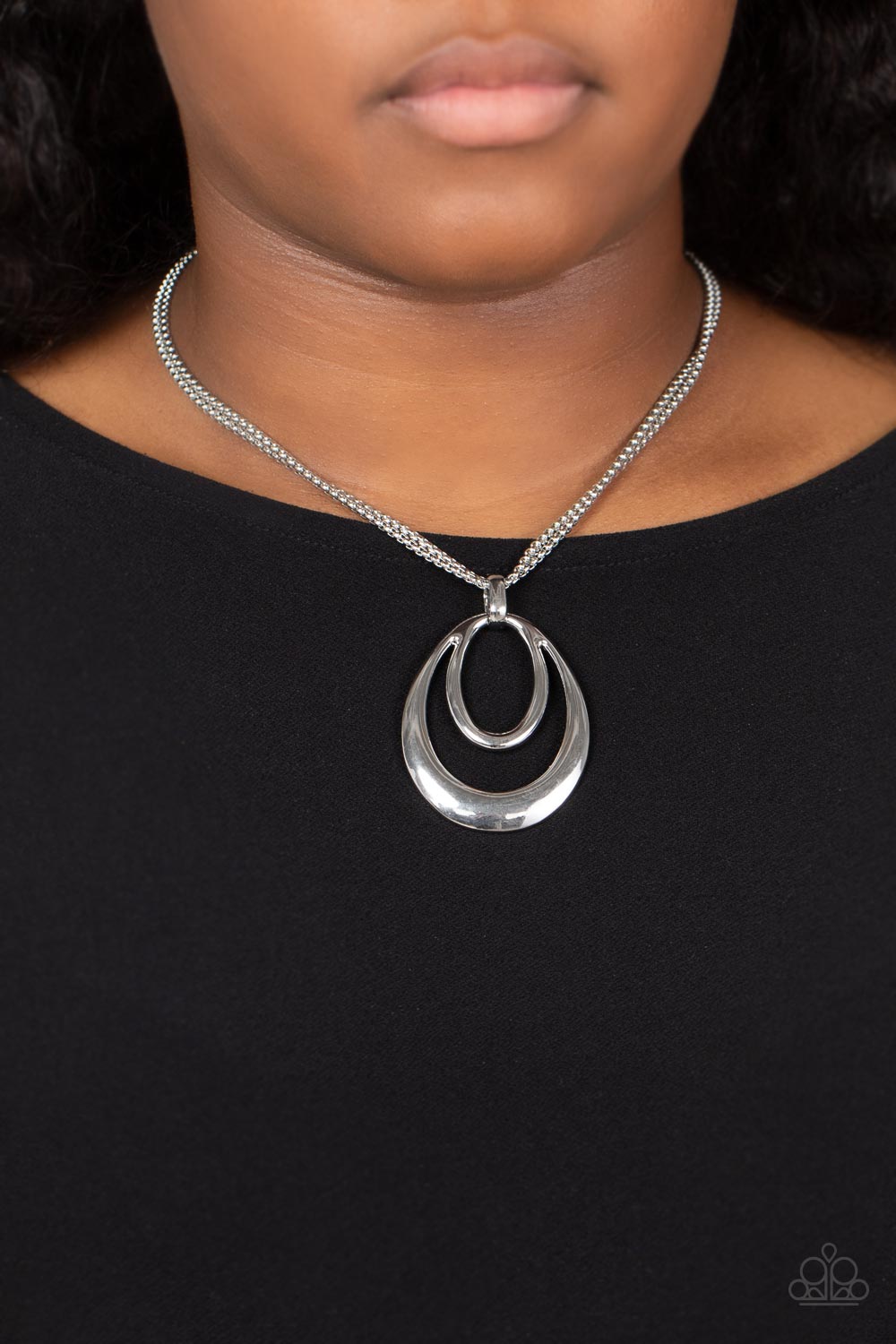 Suburban Storm - Silver - VJ Bedazzled Jewelry