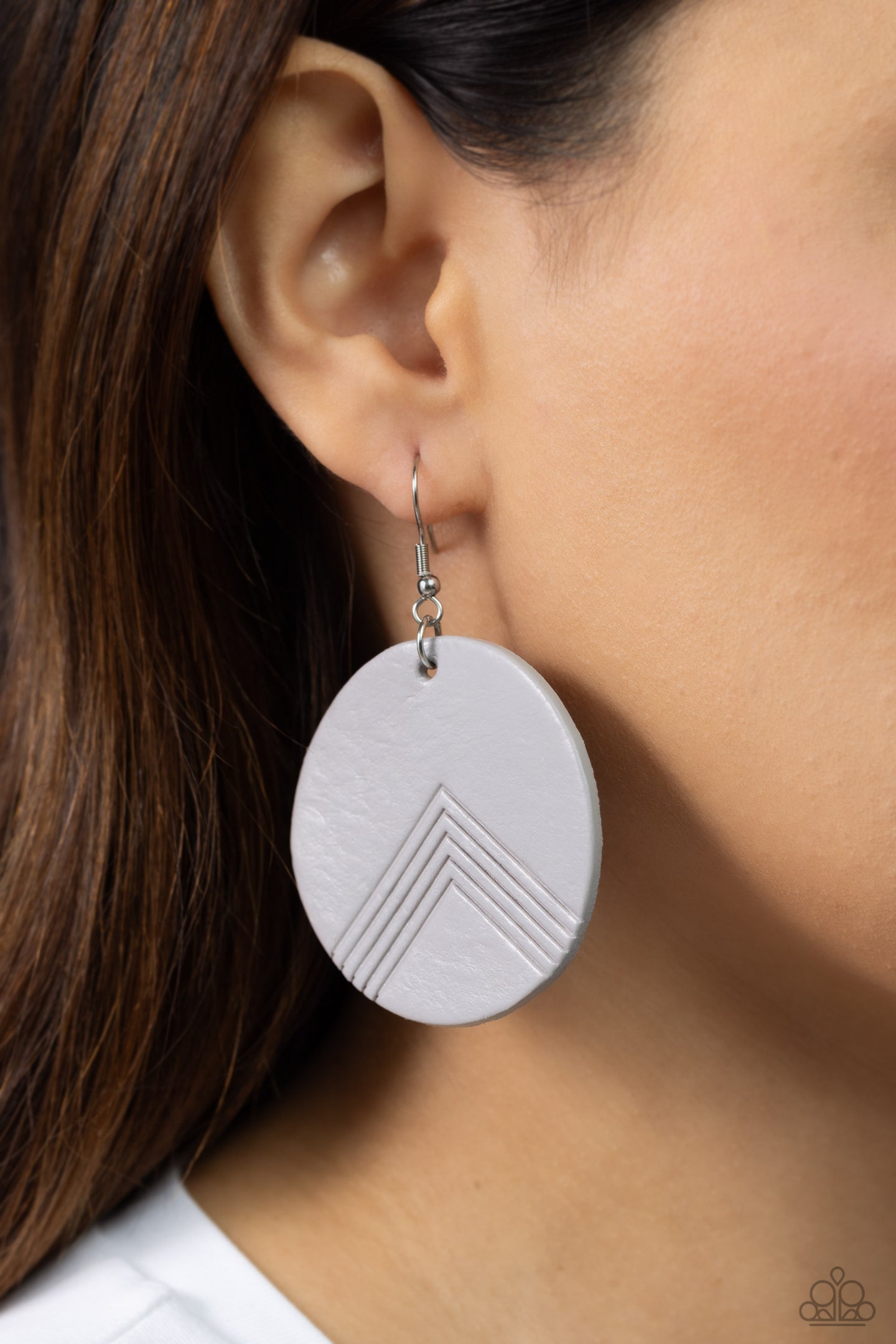 On the Edge of Edgy - Silver Paparazzi Accessories - VJ Bedazzled Jewelry
