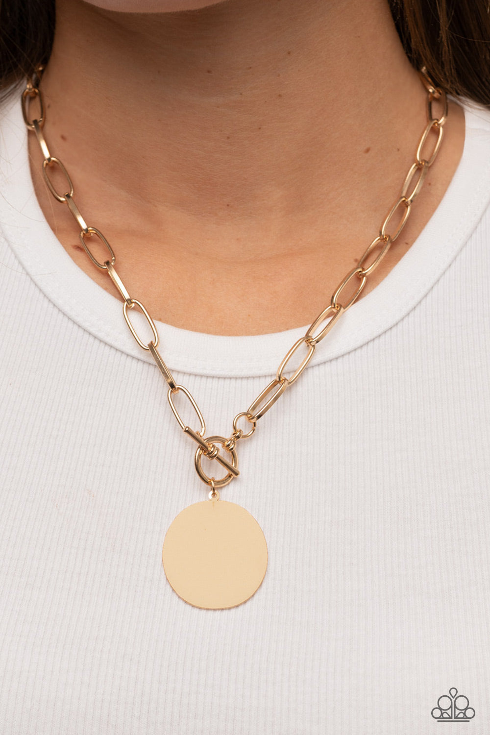 Tag Out - Gold - VJ Bedazzled Jewelry