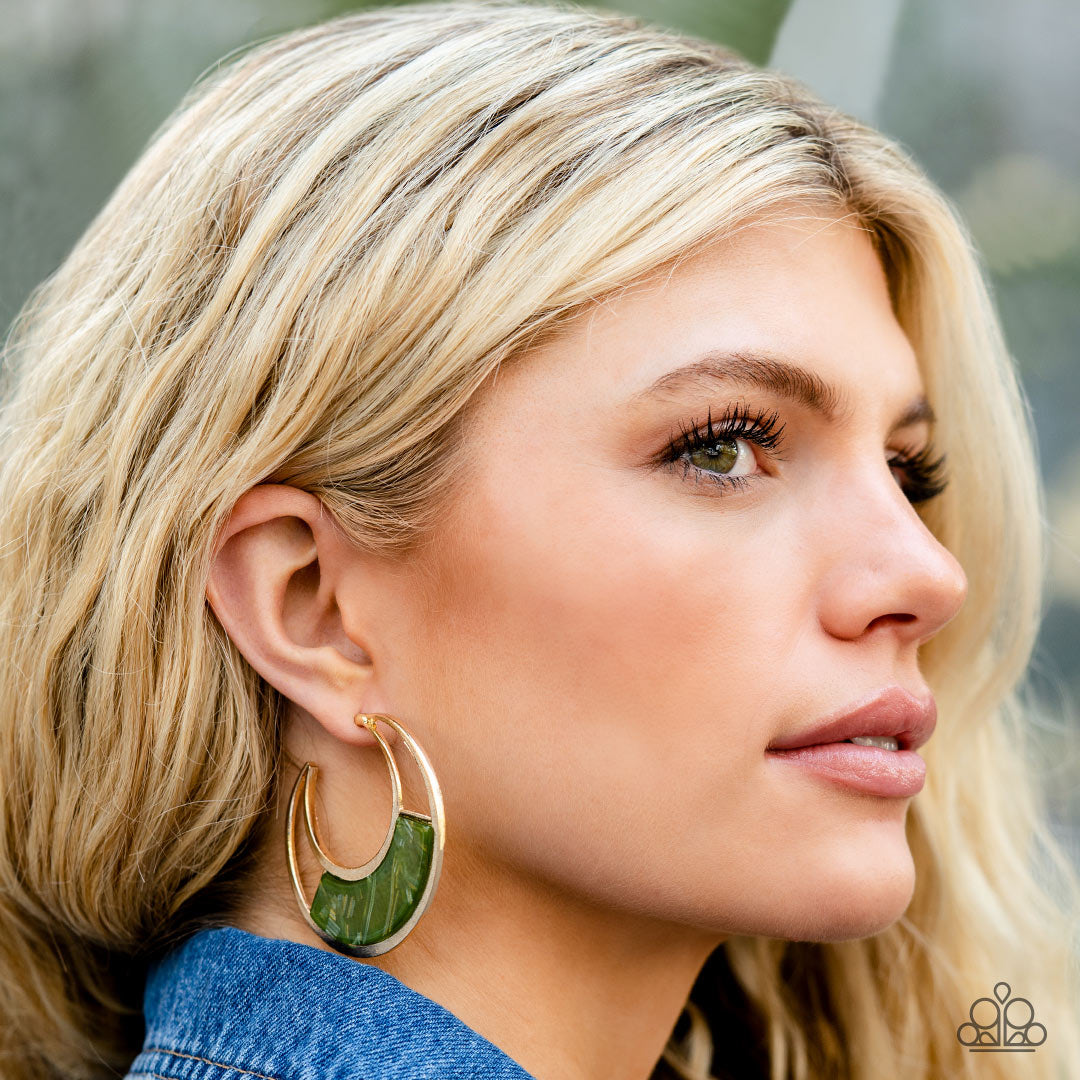 Contemporary Curves - Green - VJ Bedazzled Jewelry
