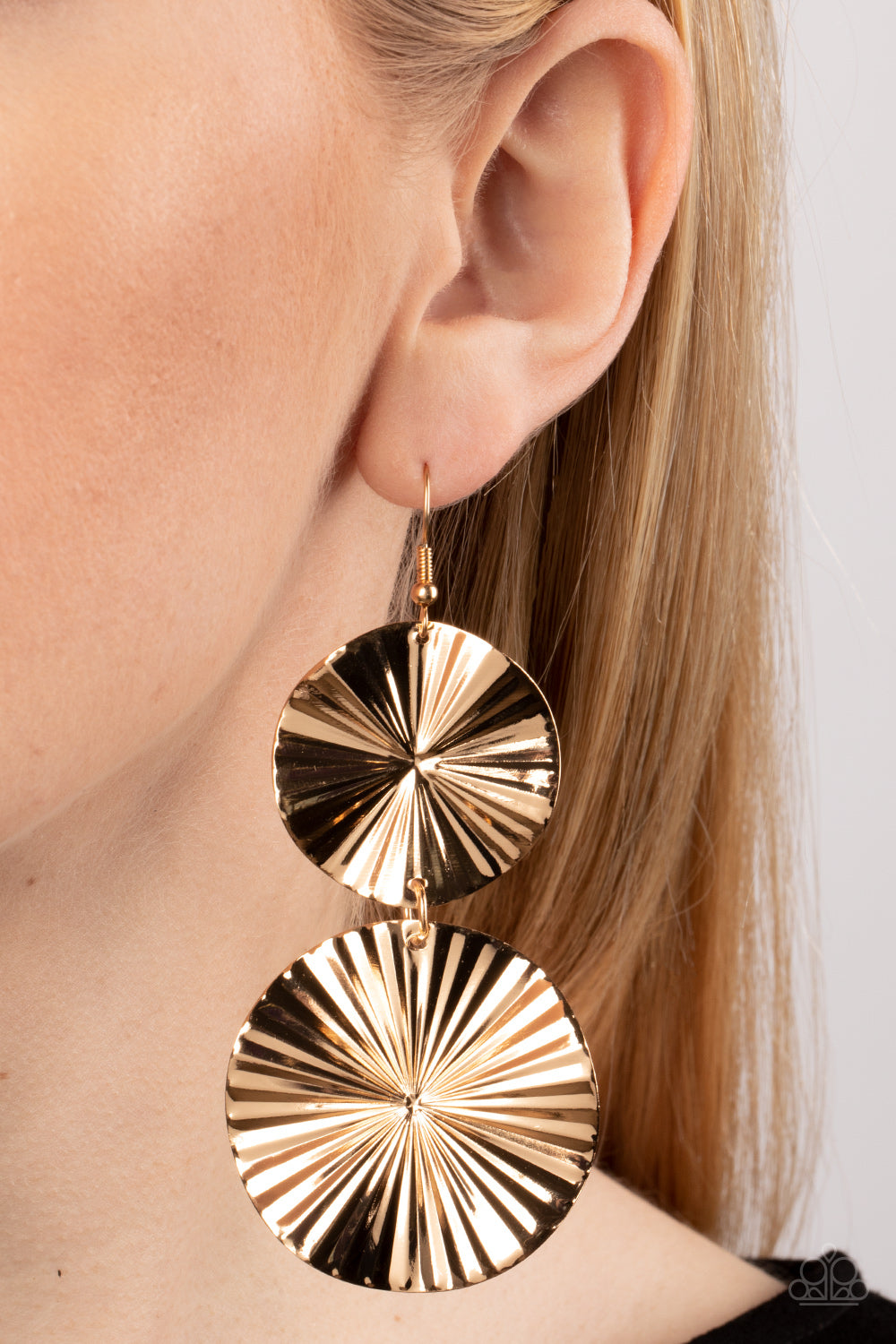 In Your Wildest FAN-tasy - Gold - VJ Bedazzled Jewelry