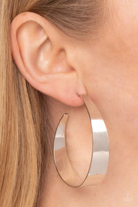 Flat Out Fashionable - Silver- Paparazzi Accessories - VJ Bedazzled Jewelry