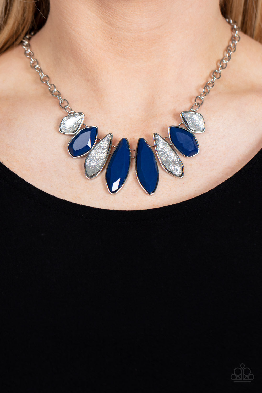 Crystallized Couture - Blue Paparazzi Accessories - VJ Bedazzled Jewelry