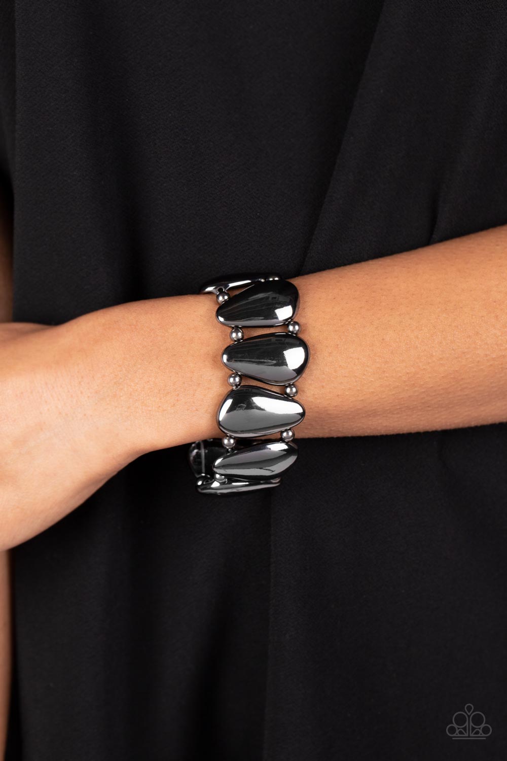 Classy Cave - Black - Paparazzi Accessories - VJ Bedazzled Jewelry