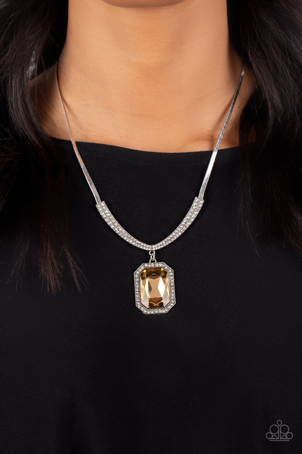Fit for a DRAMA QUEEN - Brown Paparazzi Accessories - VJ Bedazzled Jewelry