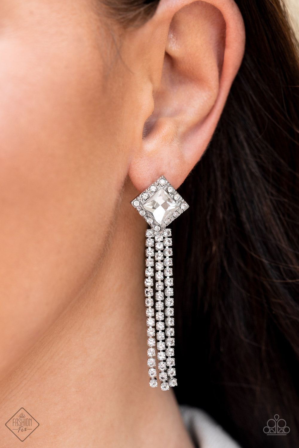 Seasonal Sparkle - White - Paparazzi Accessories - VJ Bedazzled Jewelry