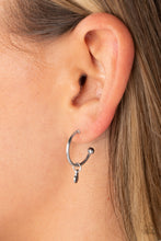 Load image into Gallery viewer, Modern Model - Silver - Paparazzi Accessories - VJ Bedazzled Jewelry
