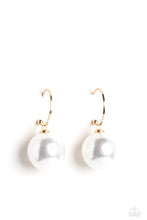 Load image into Gallery viewer, PEARL of My Eye - Gold -Paparazzi Accessories - VJ Bedazzled Jewelry
