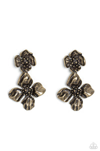 Gilded Grace - Brass Paparazzi Accessories