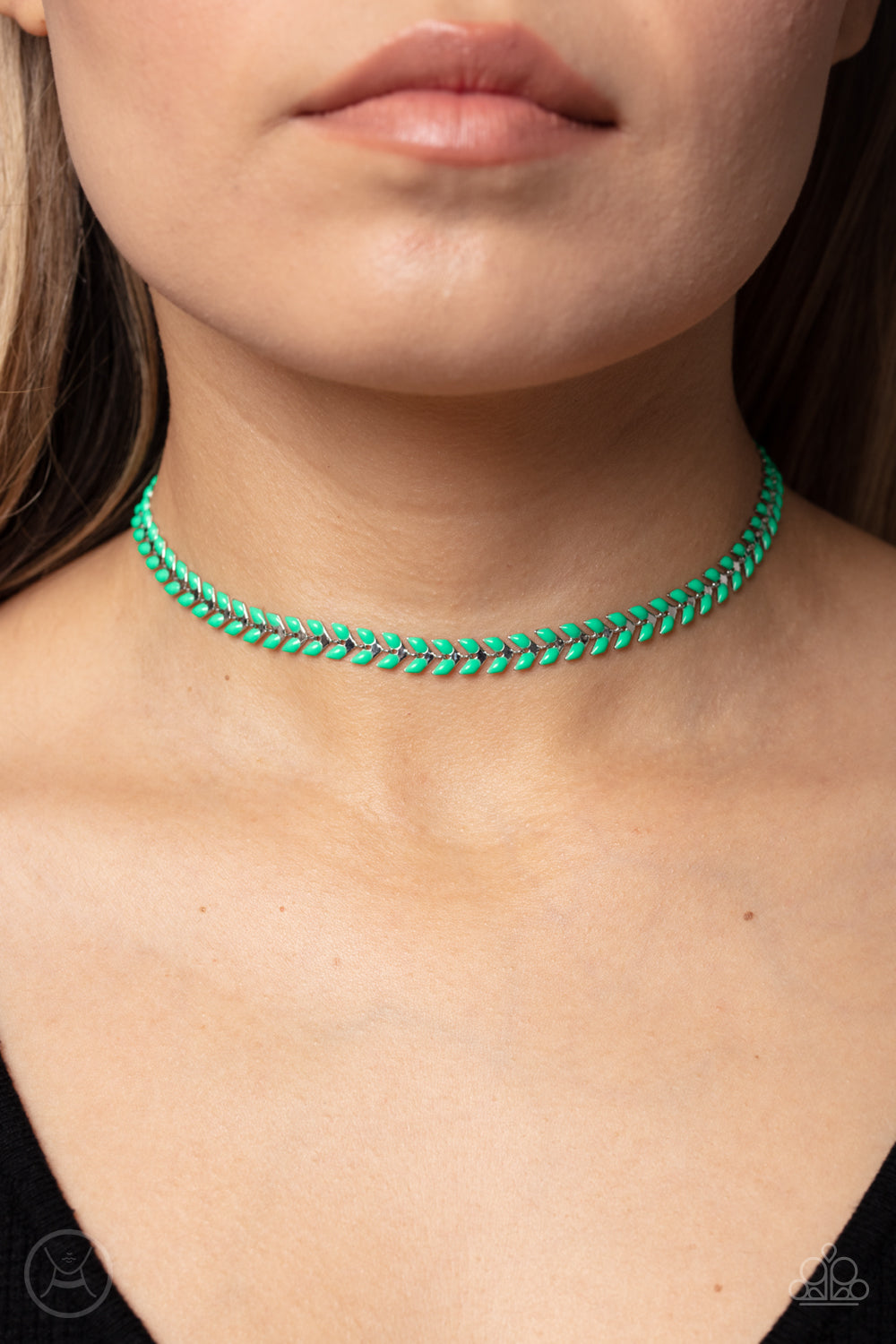Grecian Grace - Green - Paparazzi Accessories - VJ Bedazzled Jewelry