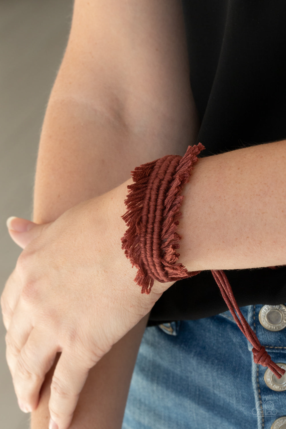 Make yourself at home spun brown - VJ Bedazzled Jewelry