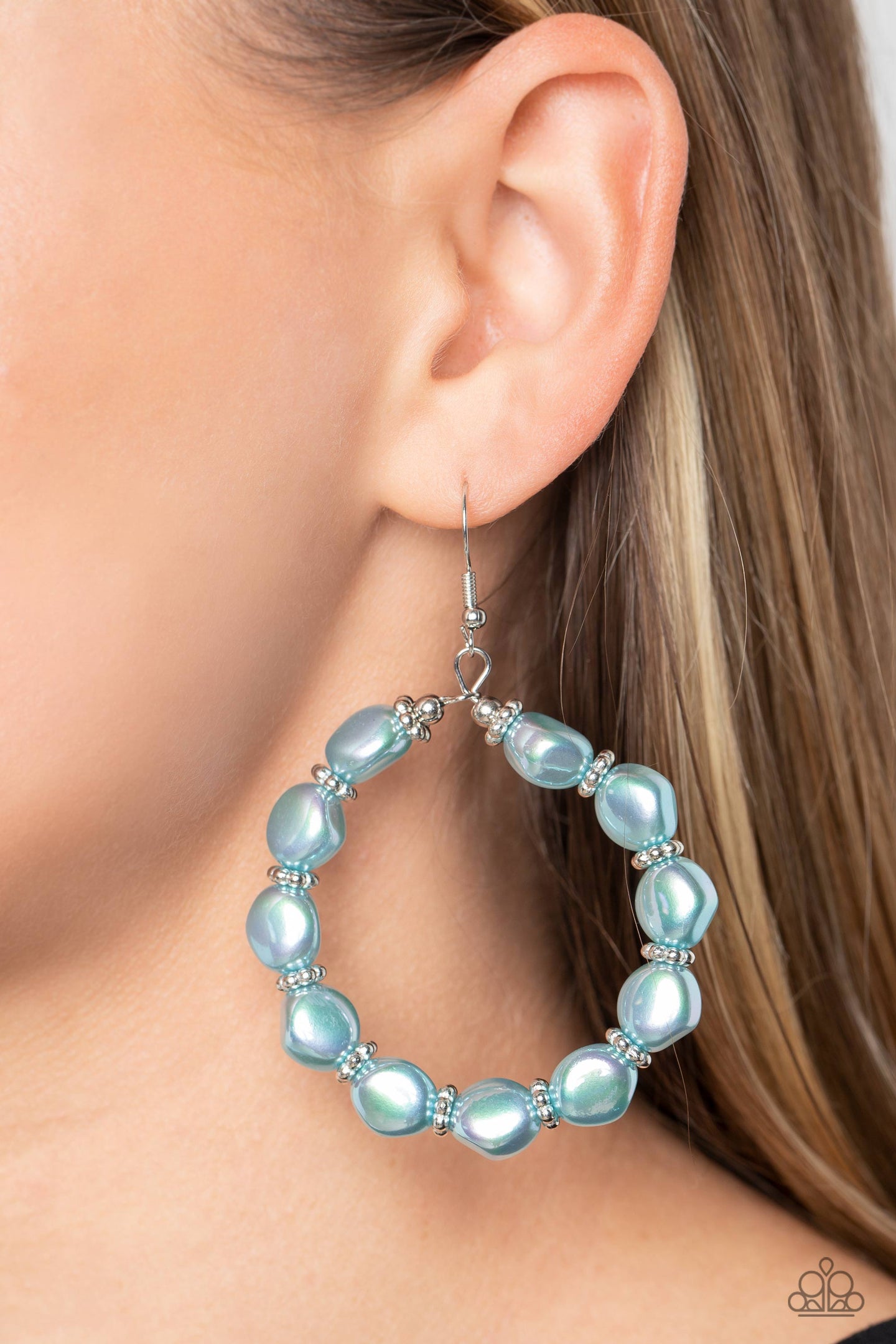 The PEARL Next Door - Blue  Paparazzi Accessories - VJ Bedazzled Jewelry