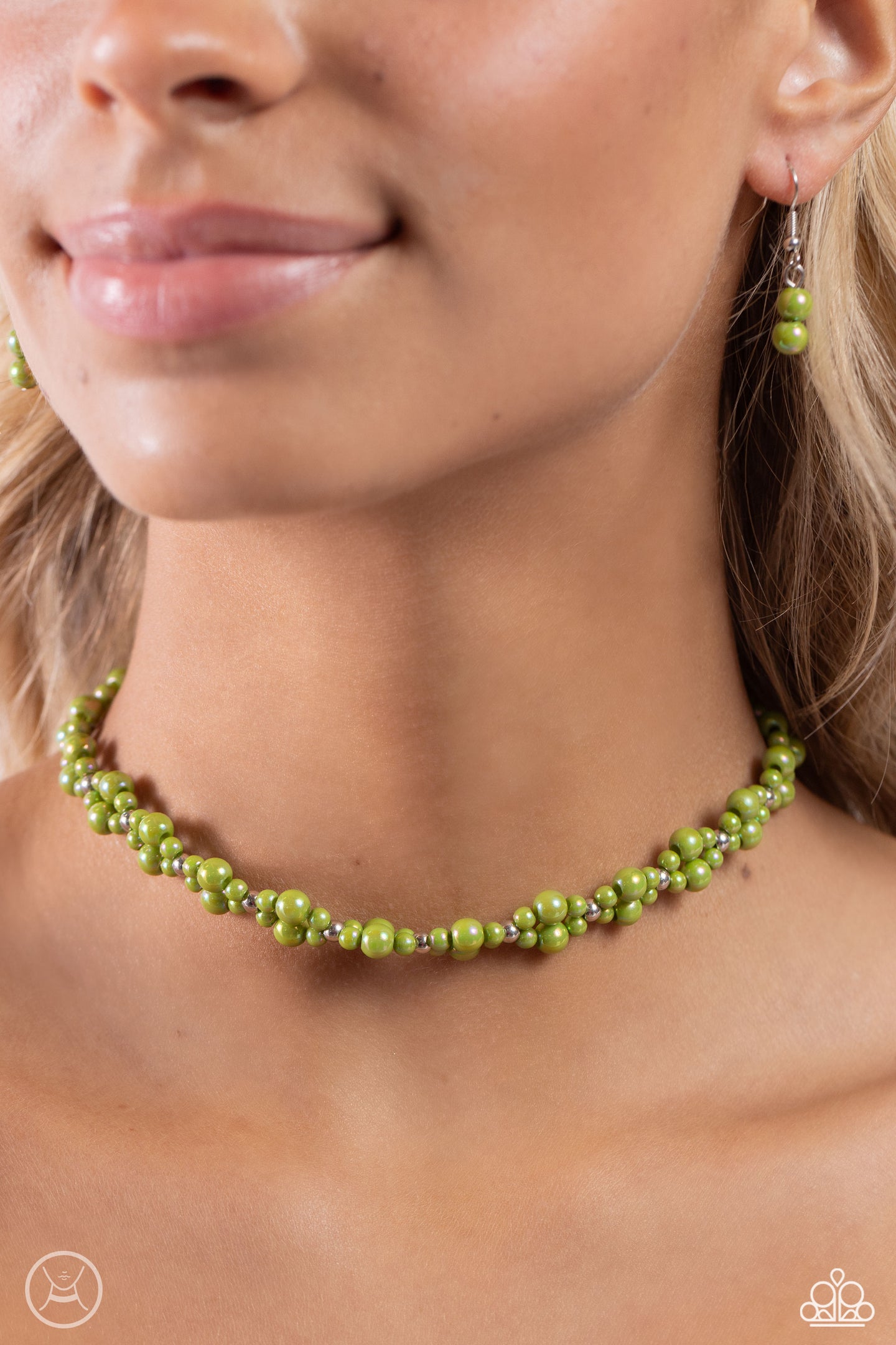 Dreamy Duchess - Green Paparazzi Accessories - VJ Bedazzled Jewelry