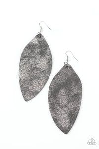 Serenely Smattered- Silver - VJ Bedazzled Jewelry