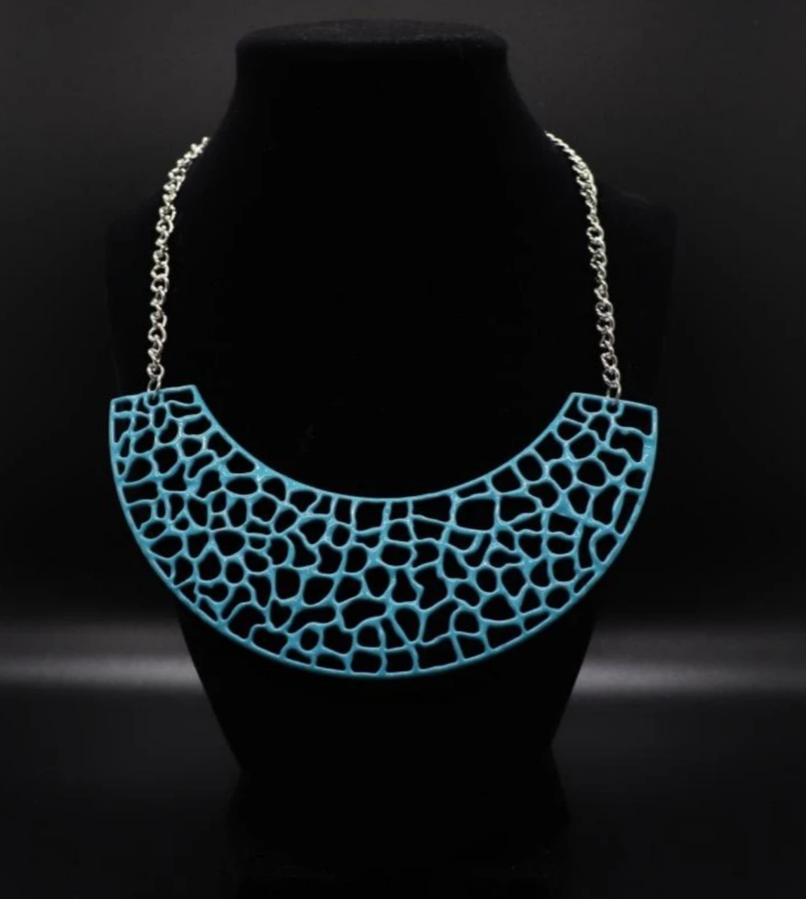 POWERFUL PROWL - BLUE - VJ Bedazzled Jewelry