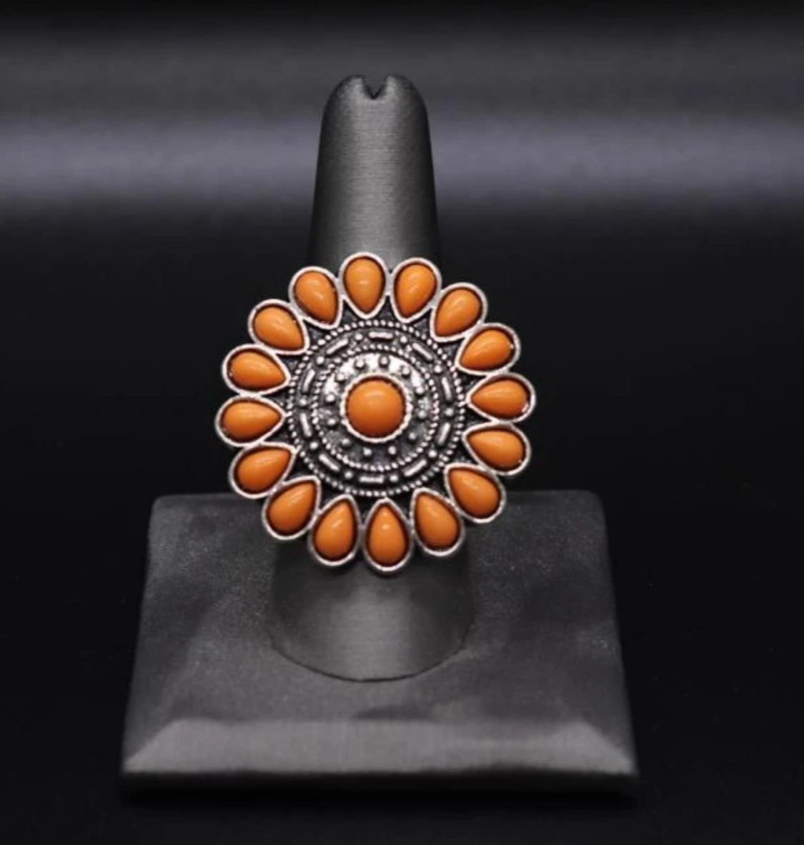 PAPARAZZI POSY PARADISE - ORANGE - VJ Bedazzled Jewelry
