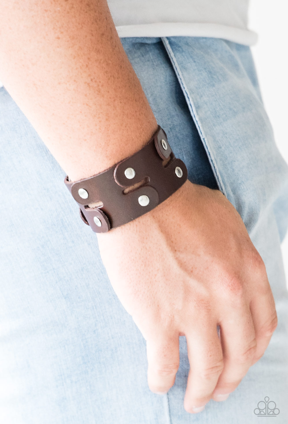 Downright Desperado - Brown - VJ Bedazzled Jewelry