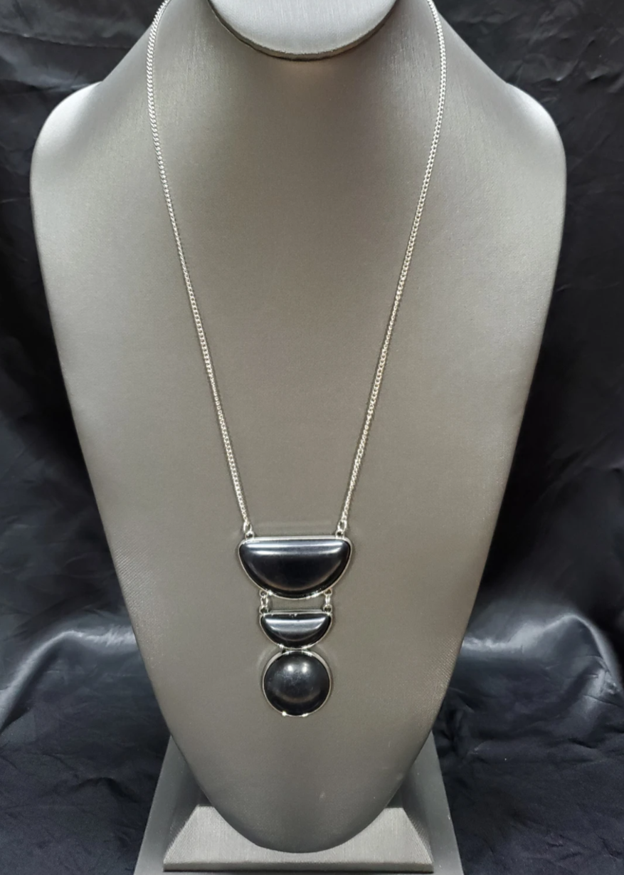 PAPARAZZI DESERT MASON - BLACK - VJ Bedazzled Jewelry
