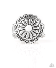 Load image into Gallery viewer, Daringly Daisy - White - VJ Bedazzled Jewelry
