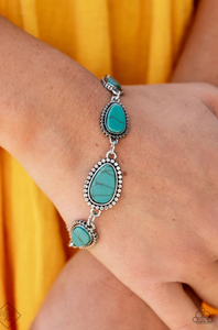 Simply Santa Fe - Complete Trend Blend Fashion Fix August 2021 - VJ Bedazzled Jewelry