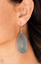 Load image into Gallery viewer, Simply Santa Fe - Complete Trend Blend Fashion Fix August 2021 - VJ Bedazzled Jewelry
